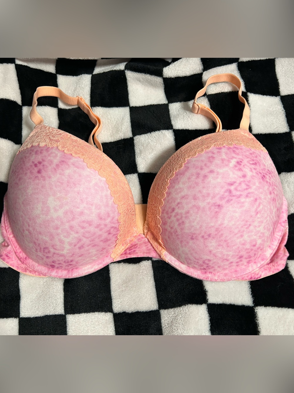 PINK Victoria's Secret Pink Super Push-up 34D EUC! (Coconut pink leopard)